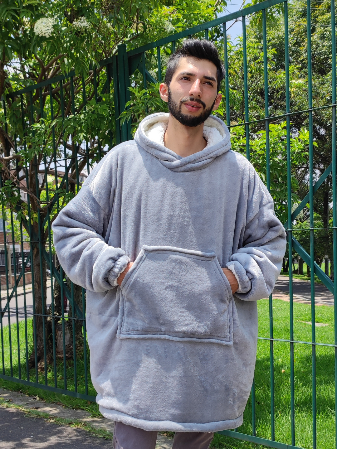 Buzo gigante cobija Gris