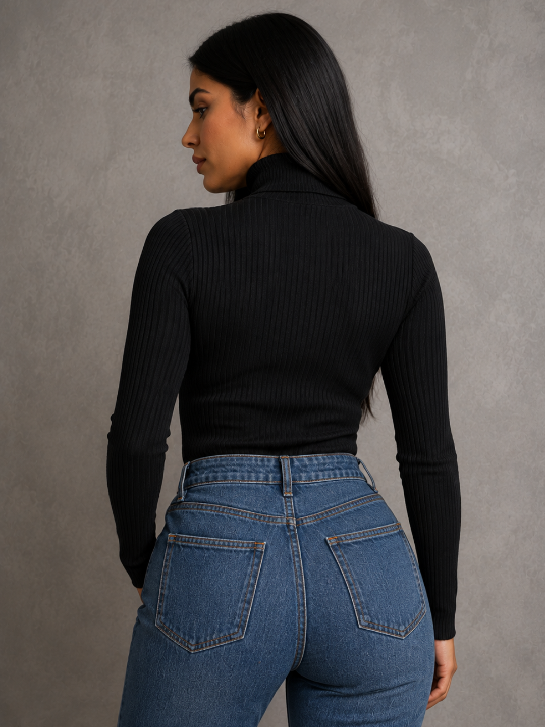 Blusa basica cuello alto manga larga